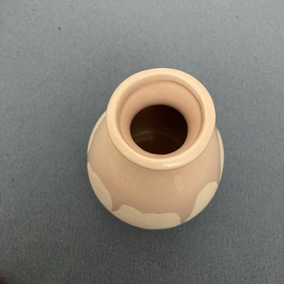 Isaac Mizrahi Loves XO Sienna Pottery Vase Pink & White 6.5" - Picture 5 of 7